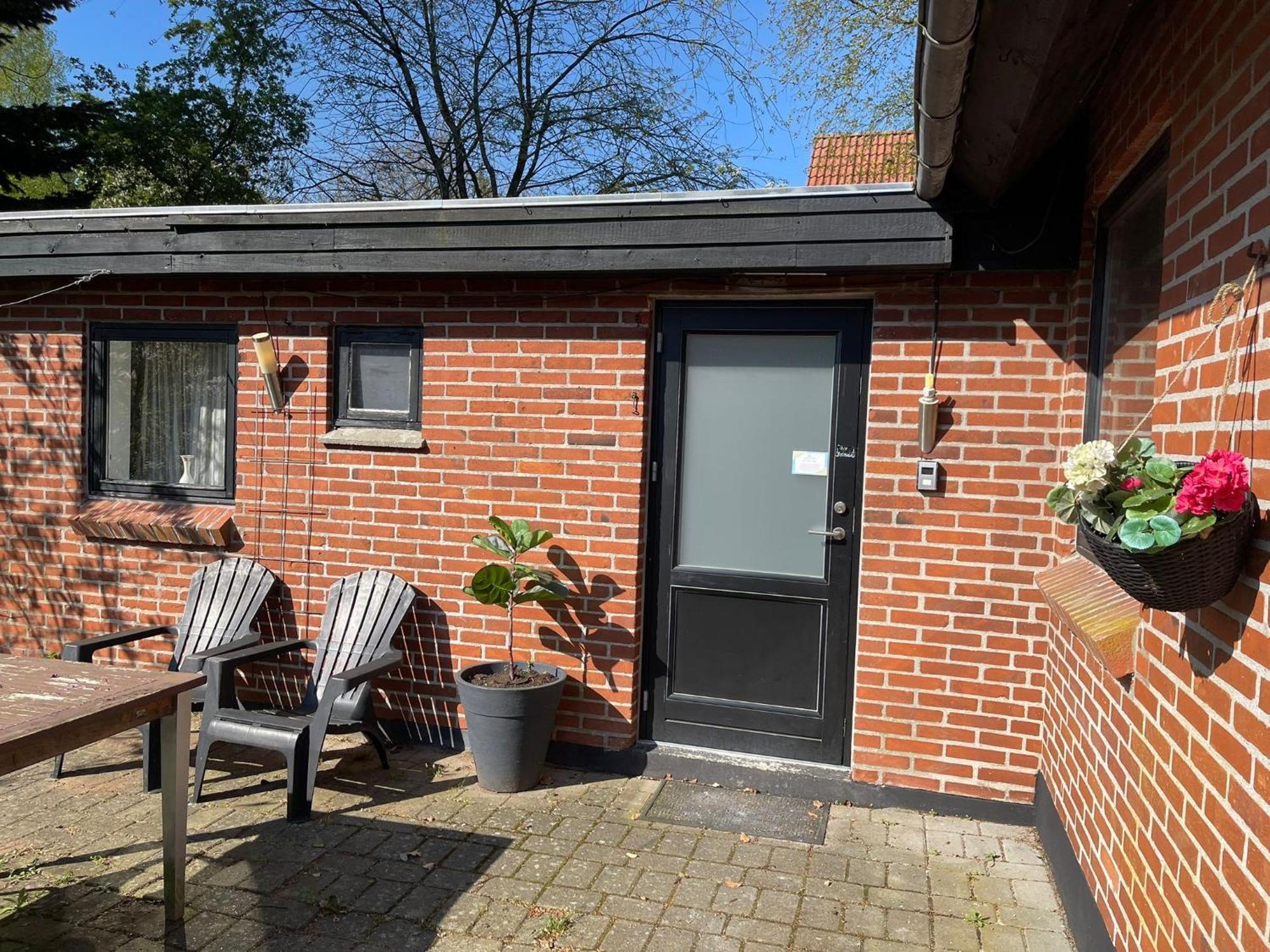 5 Minute Walk To Lego House - Perfect Location - Studio Room With Private Entrance - Garden On Site Billund Exterior foto